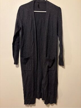 Piphany Long Open-Front Cardigan Sweater in Charcoal Gray
